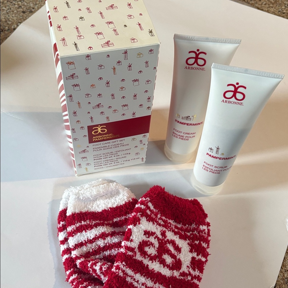 Arbonne Red and White Foot Care Set. NIB - Picture 4 of 4